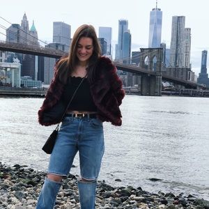 Meet your Posher, Victoria